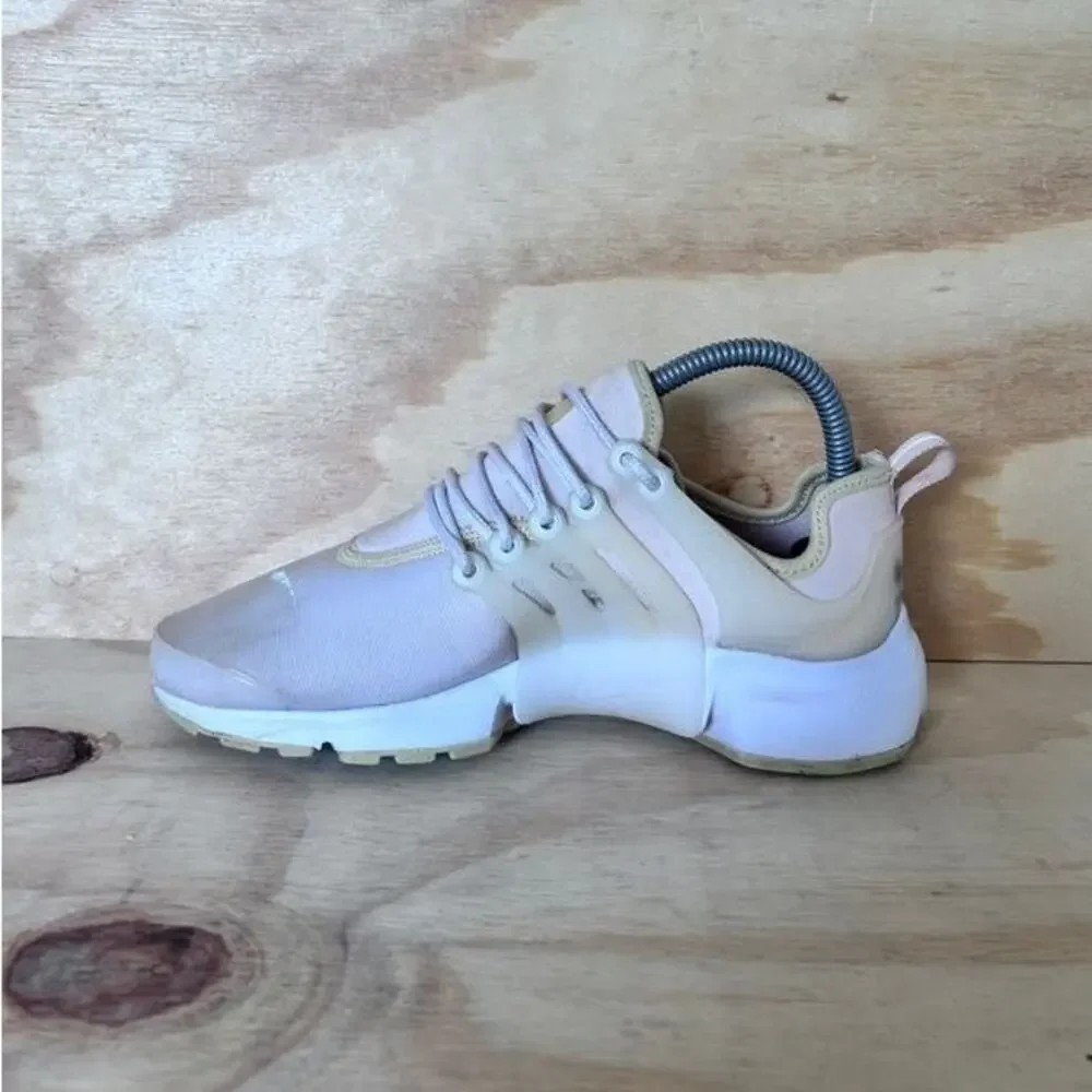Nike - Air Presto - Running Shoes - Pink - Women's - 7 - 878068-608